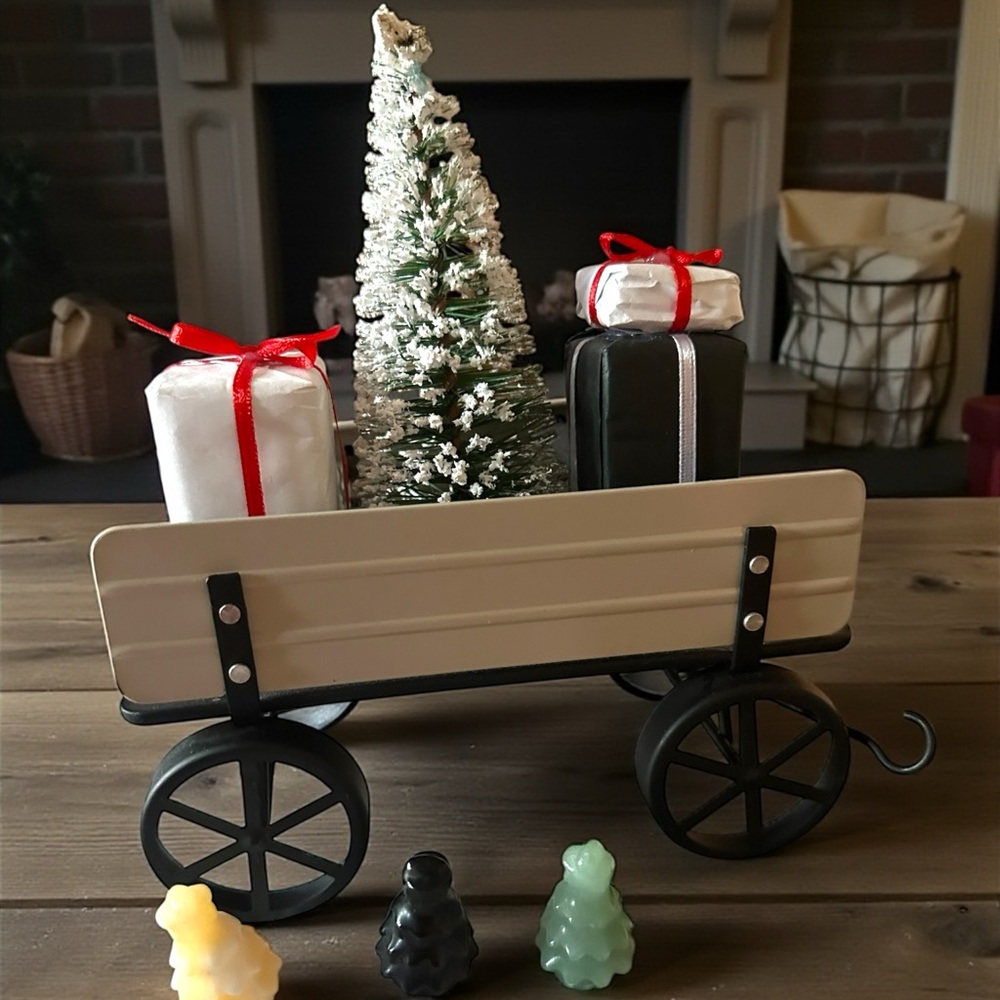 Crystal Christmas Tree (one) - Picture 1 of 5